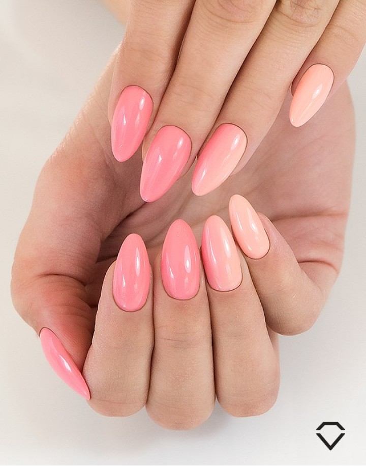 211 Lakier hybrydowy UV Hybrid Semilac Business Line Light Peach